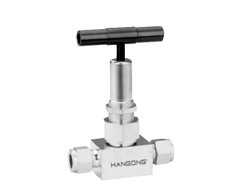 Steel gate, globe and check valves for the oil and gas industry